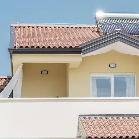 Garden Boutique Apartment