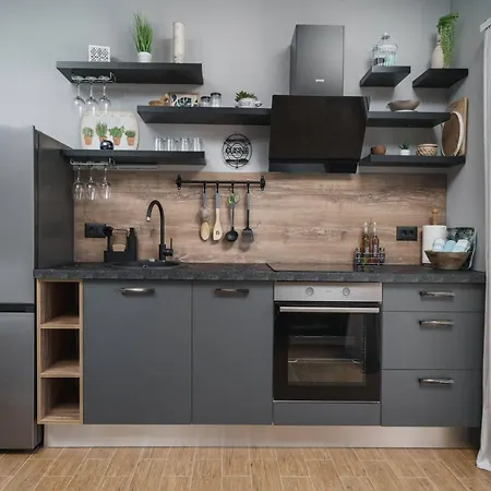 Garden Boutique Apartment *