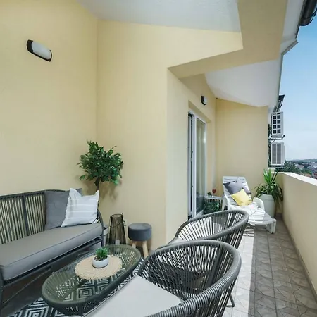 Apartment Garden Boutique *